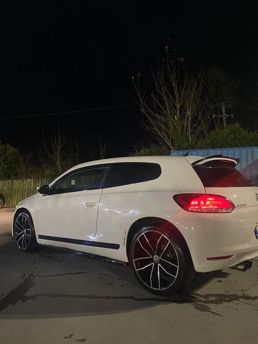 2009 Volkswagen Scirocco 1.4 petrol TSI - Image 4