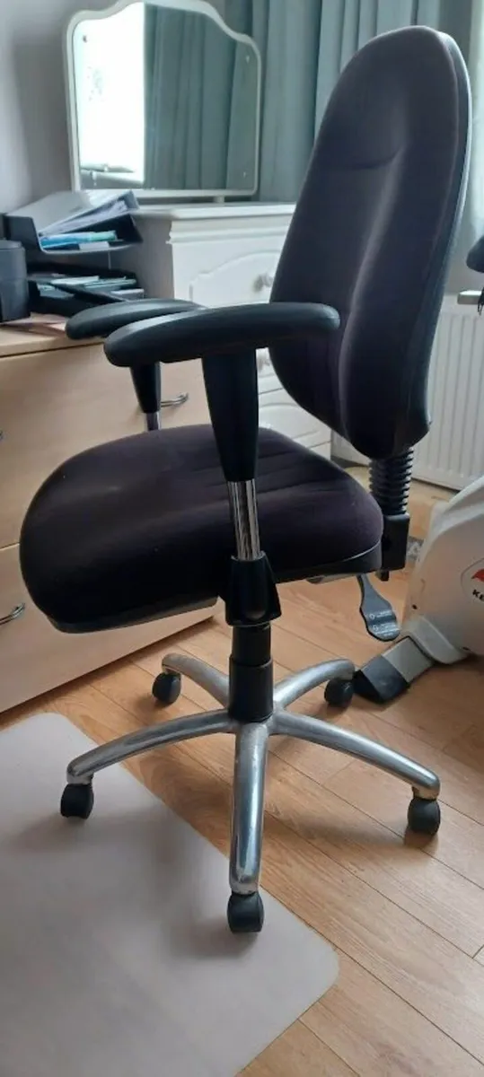 Office shair - Image 2