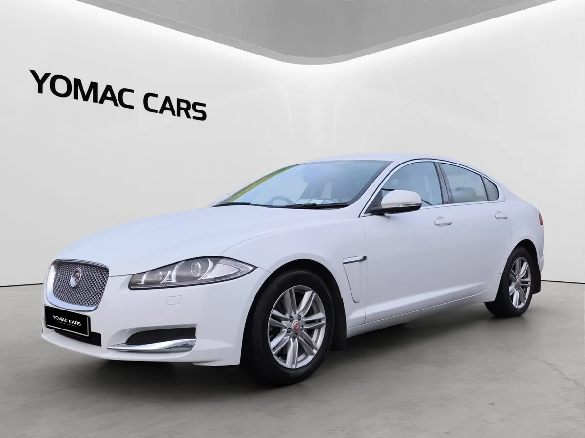 Jaguar XF 2.2D SE 2015 - Image 4
