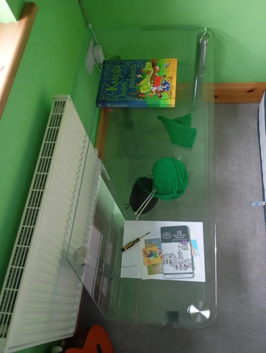 Clear glass Tv Table - Image 2