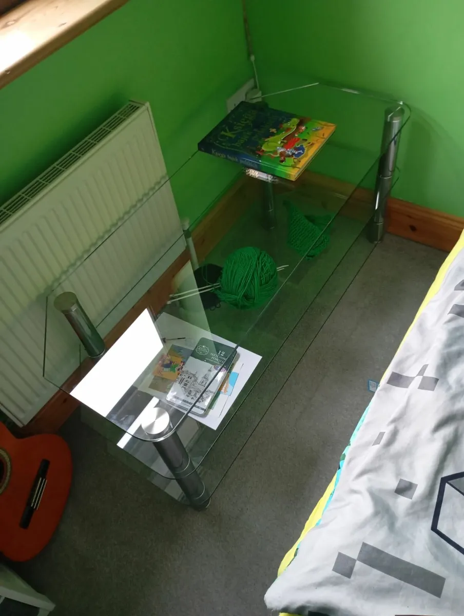 Clear glass Tv Table - Image 3
