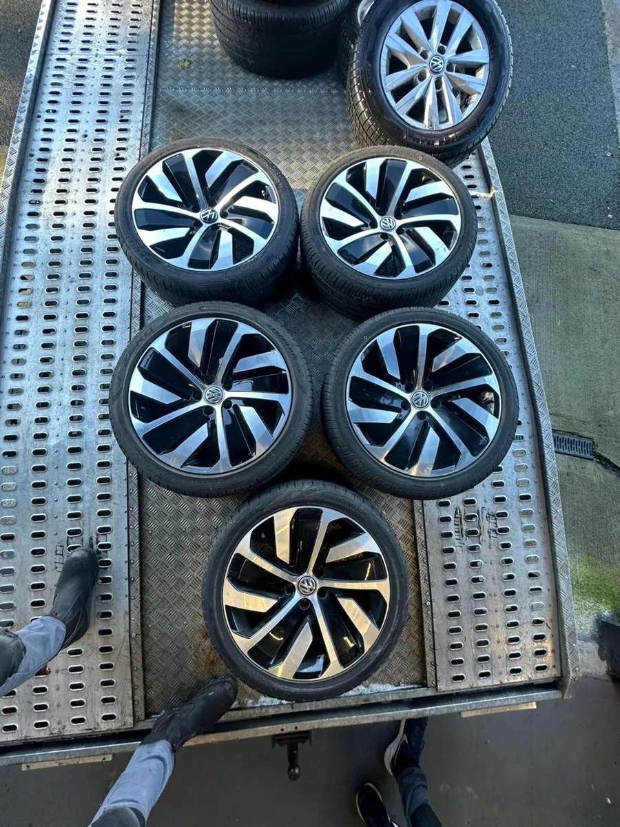 Genuine Volkswagen Arteon 19” Alloys - Image 1