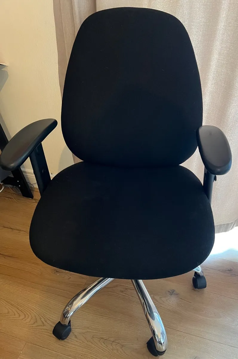 Office chair - Image 3