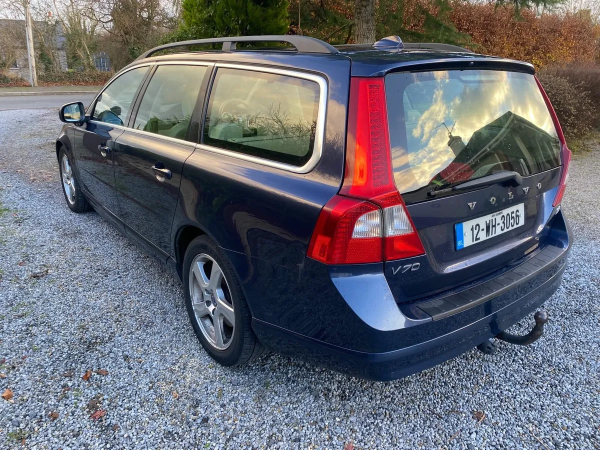 Volvo V70 2012 - Image 4