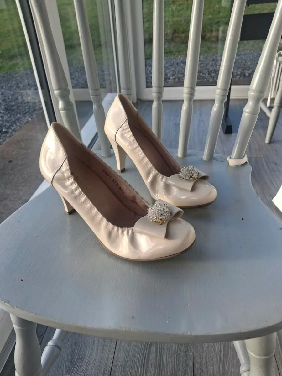 Womens shoes - Image 4