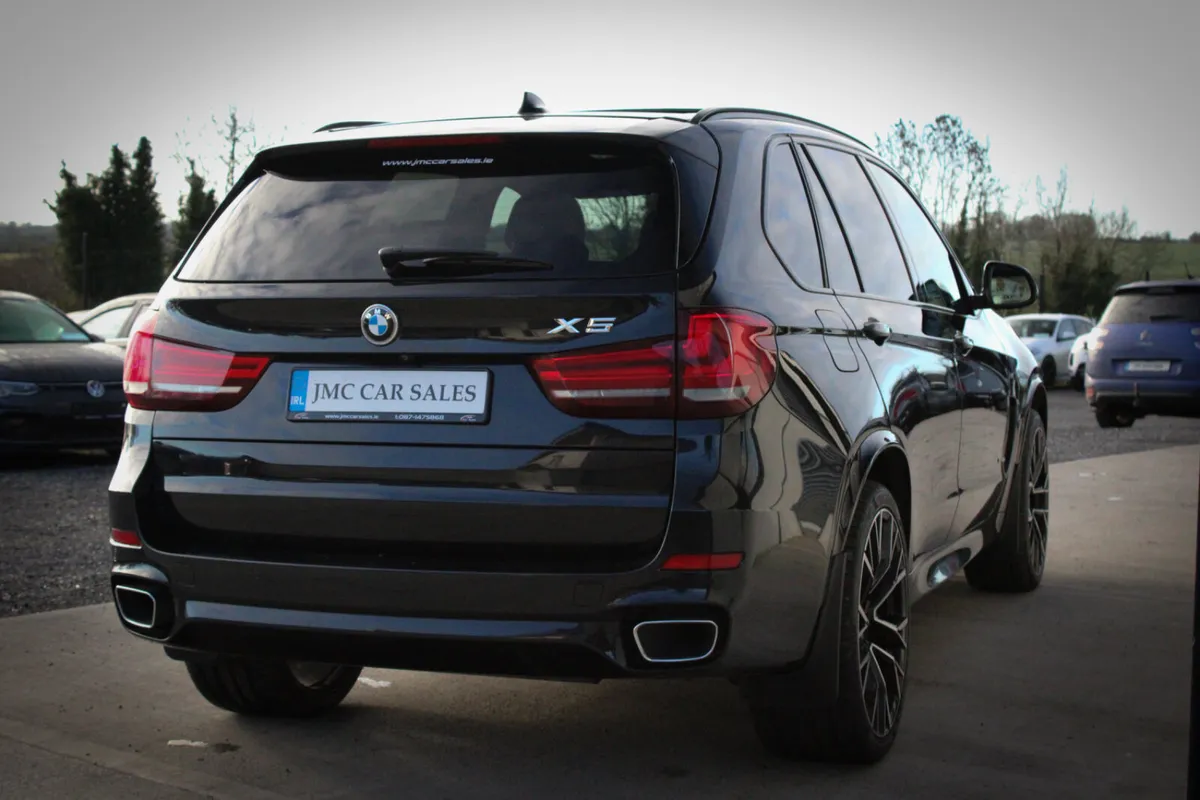 STUNNING BMW X5 2016 - Image 4