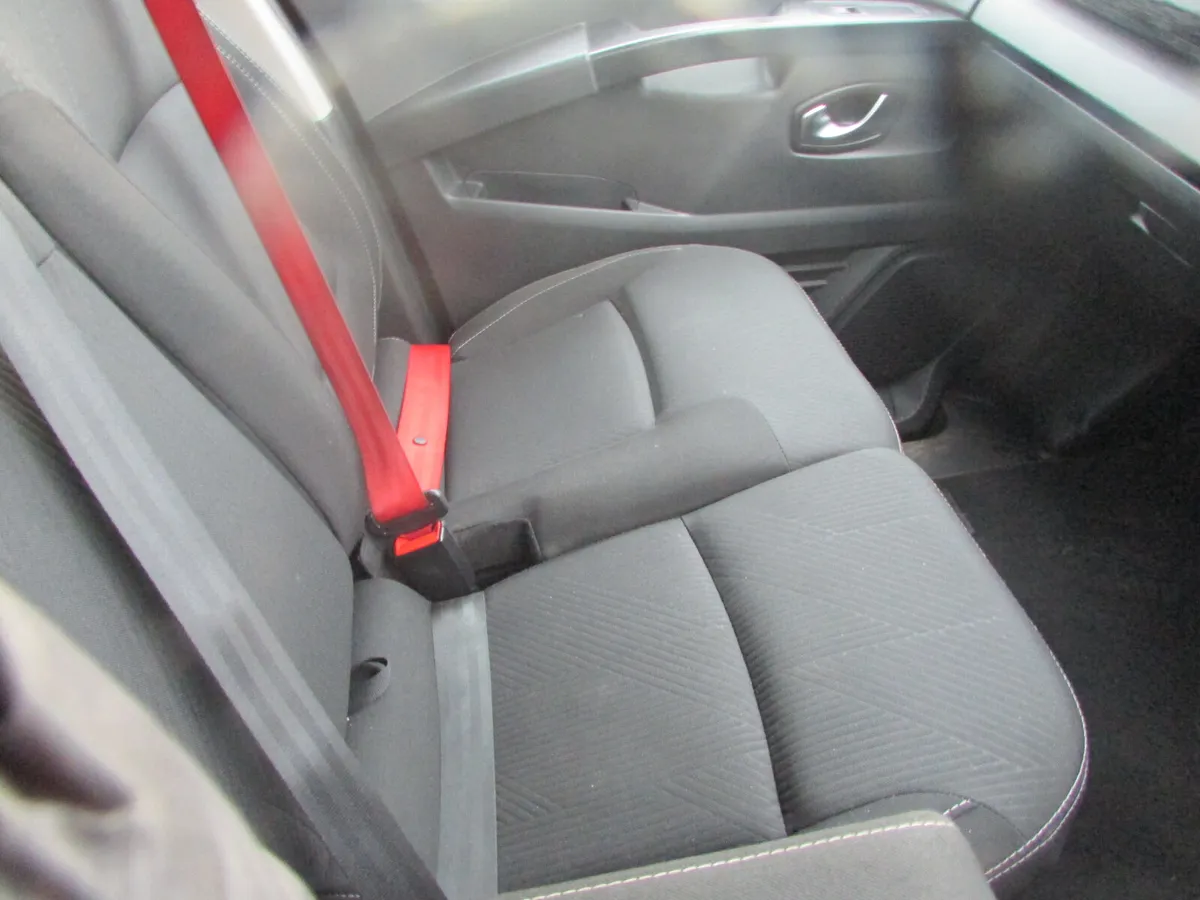 Renault Trafic 2024 - Image 3