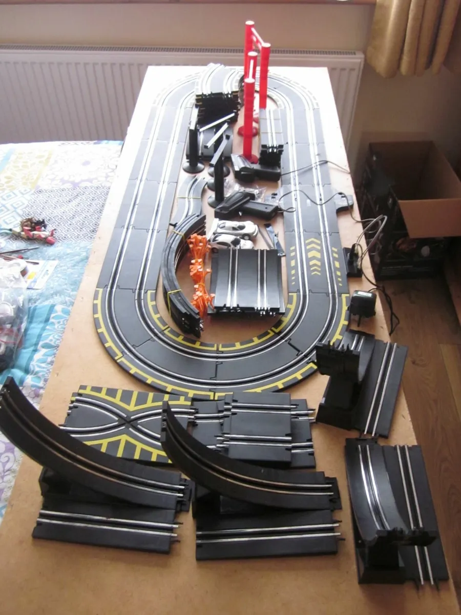 Scalextric Fastlane Long BridgeChallenge 10m Track - Image 3
