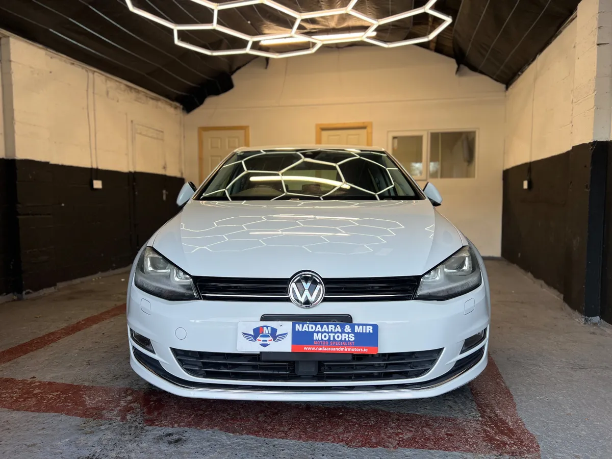 2017 Volkswagen Golf 1.4 TSI Automatic - Image 2