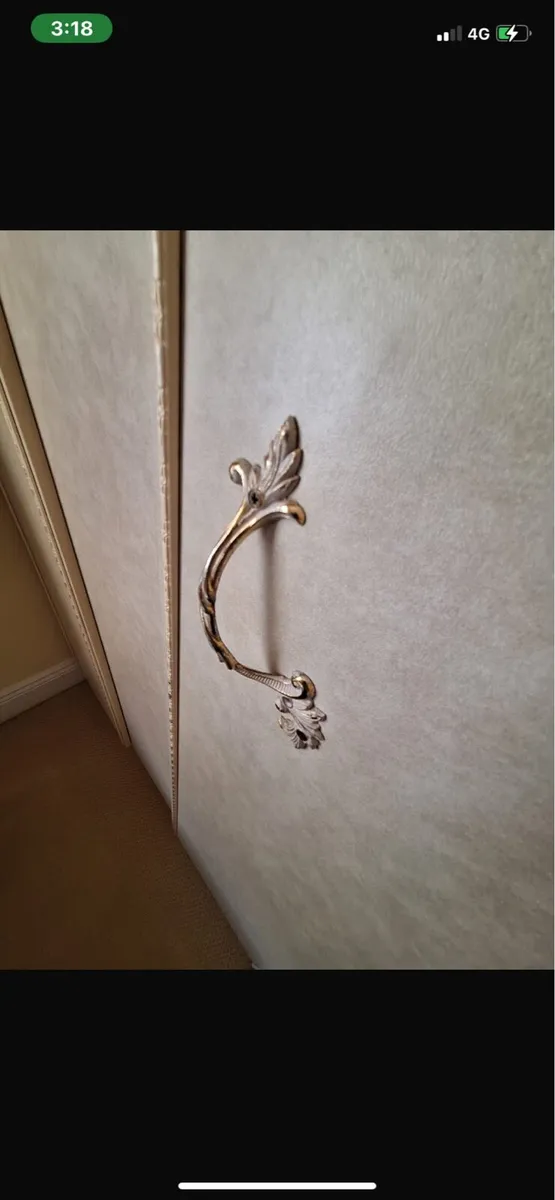 Old style bedroom set - Image 3