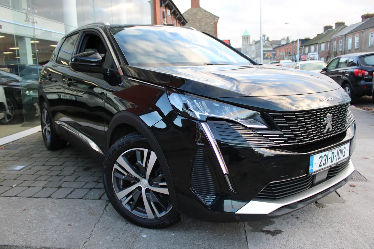 Peugeot 3008 1.6 HDI ALLURE AUTOMATIC 2023 - Image 2