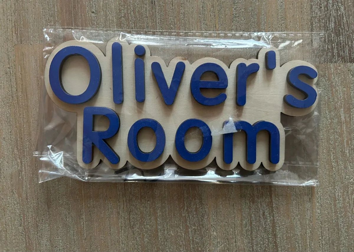 Child's name wooden door plaque - Image 2