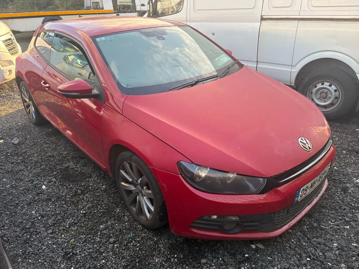 2009 Volkswagen Scirroco - Image 2