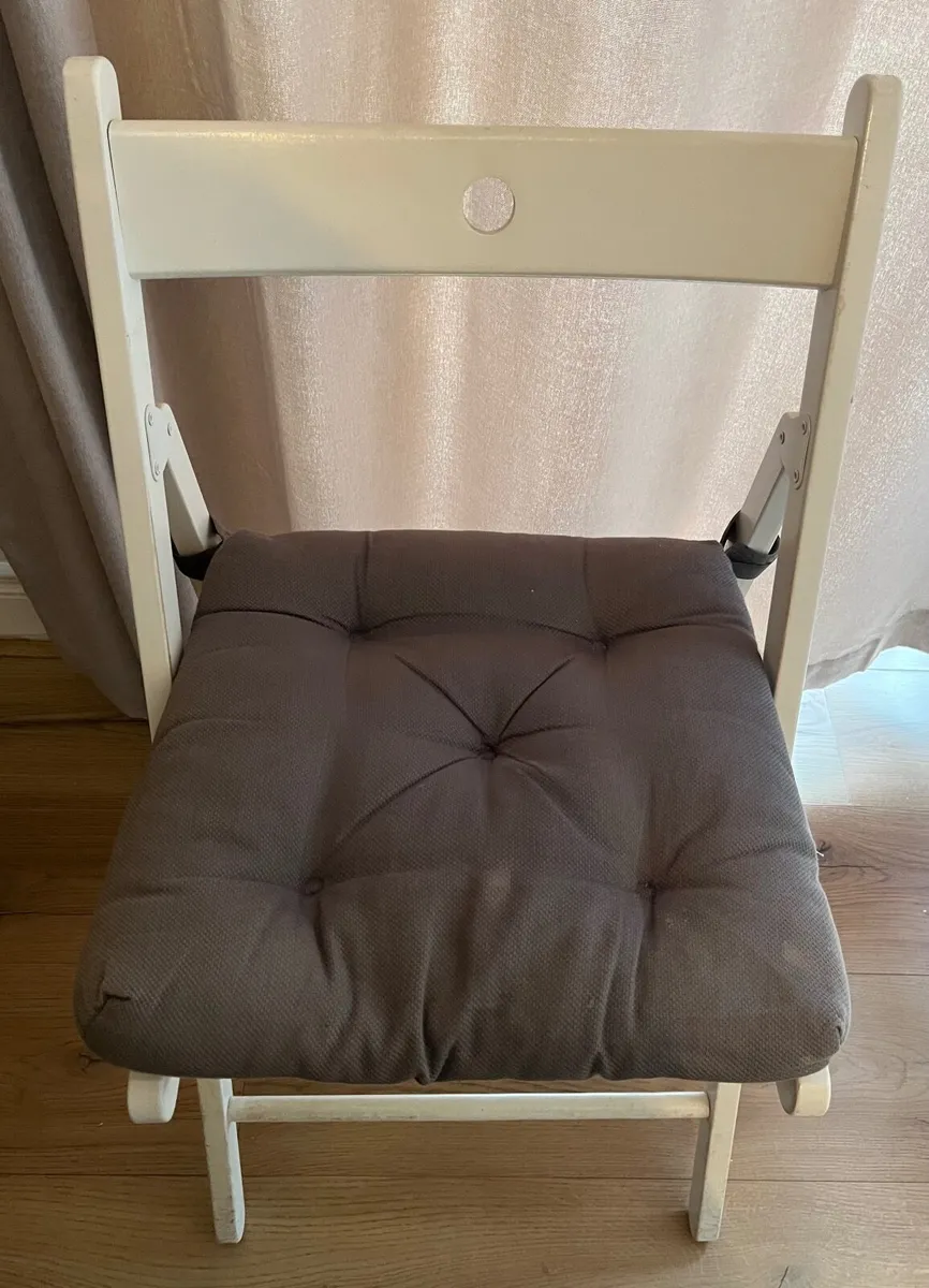 Folding Chair - Image 2