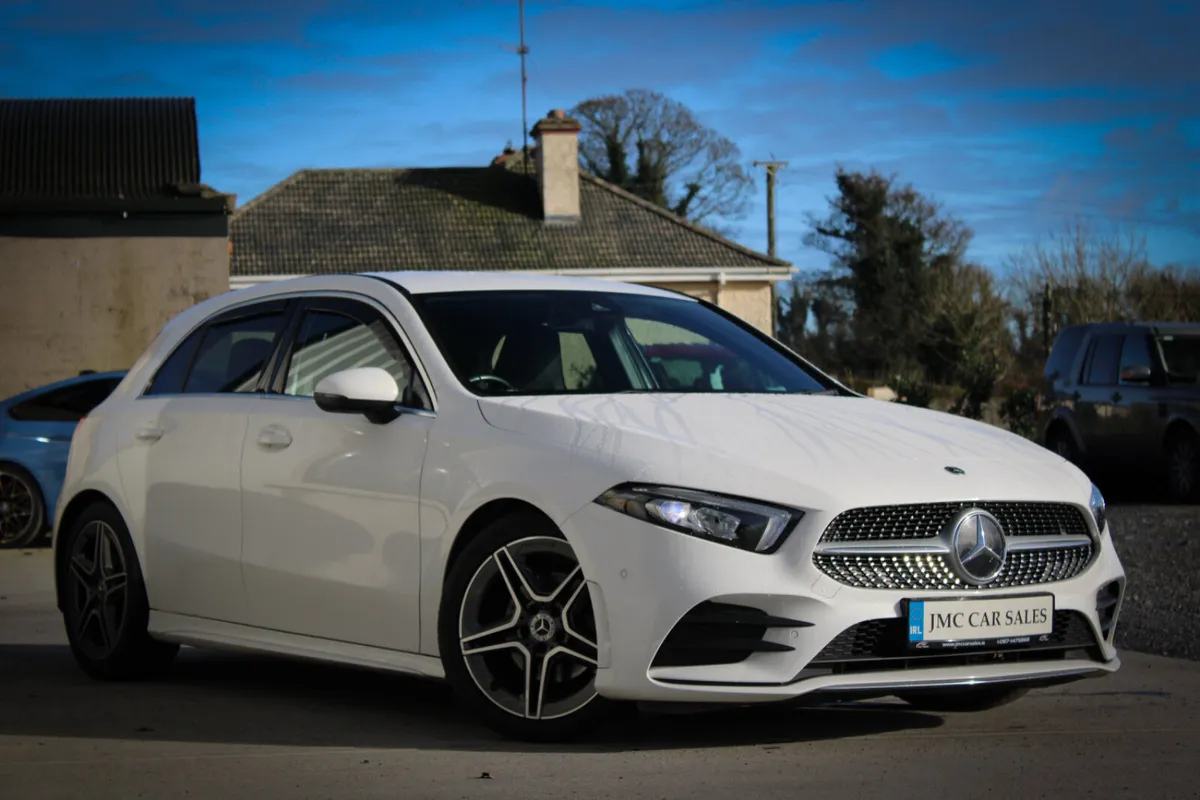 2018 MERCEDES BENZ A180 AMG EXECUTIVE - Image 3