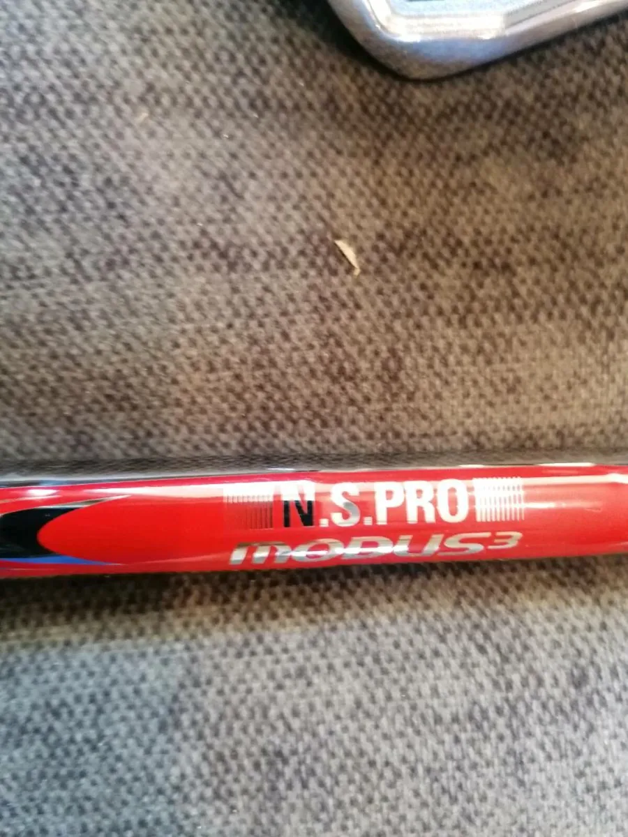 Srixon zx7 golf irons - Image 3