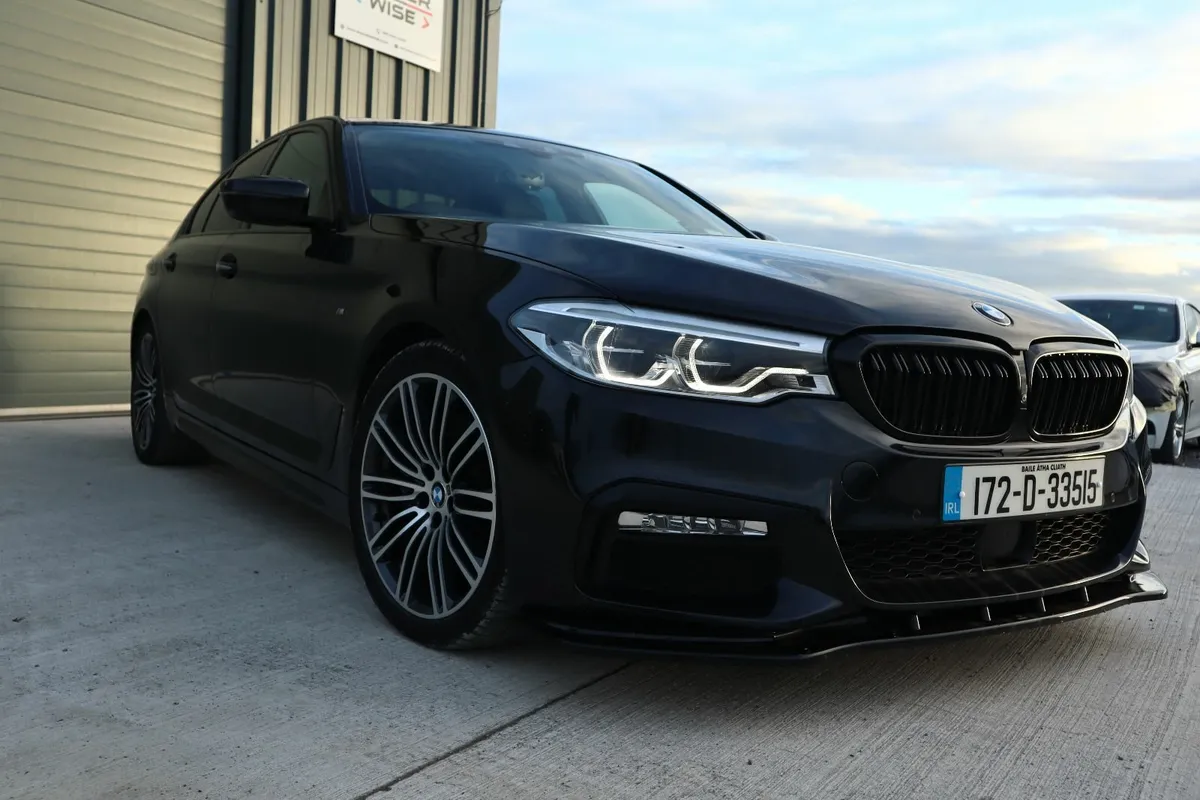 BMW 530i Msport // Fully Loaded // Low KMS // - Image 2