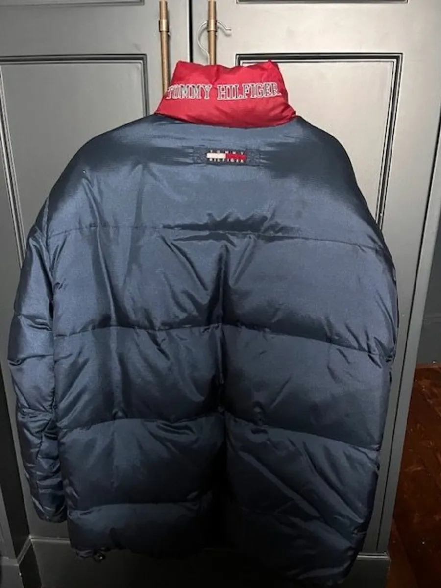 Vintage 1990s Tommy Hilfiger Reversible Puffer - Image 2