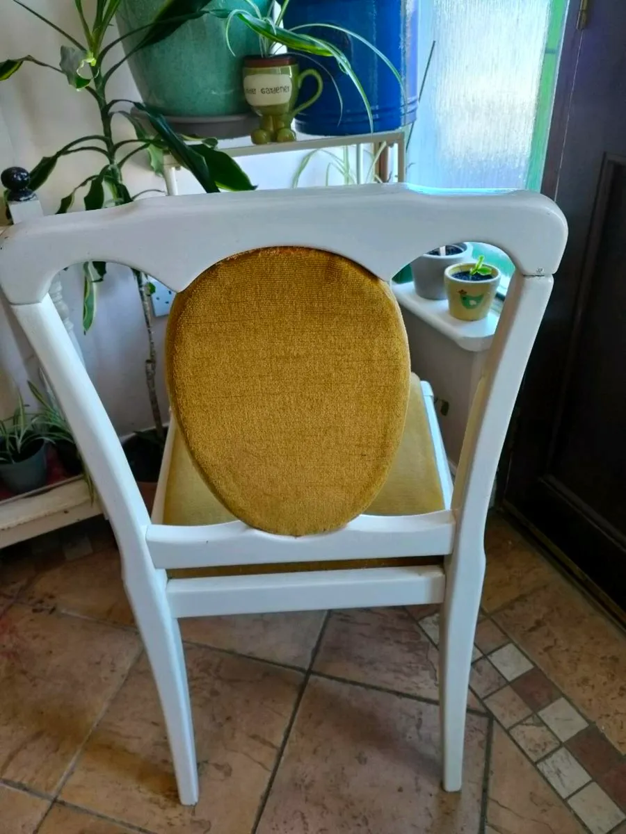 Vintage bedroom dining chair. Perfect condition 
C - Image 2