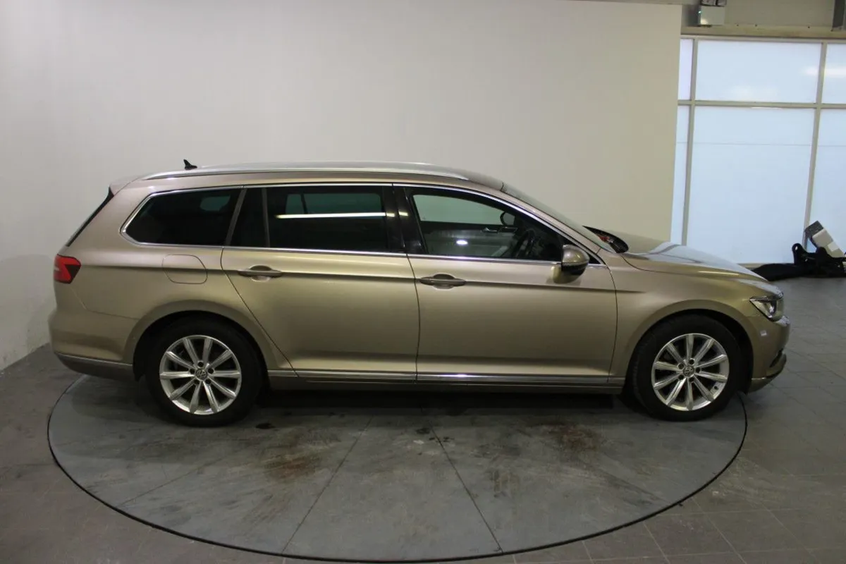 Volkswagen Passat Highline BE 2.0tdi D6F 150 5DR - Image 3