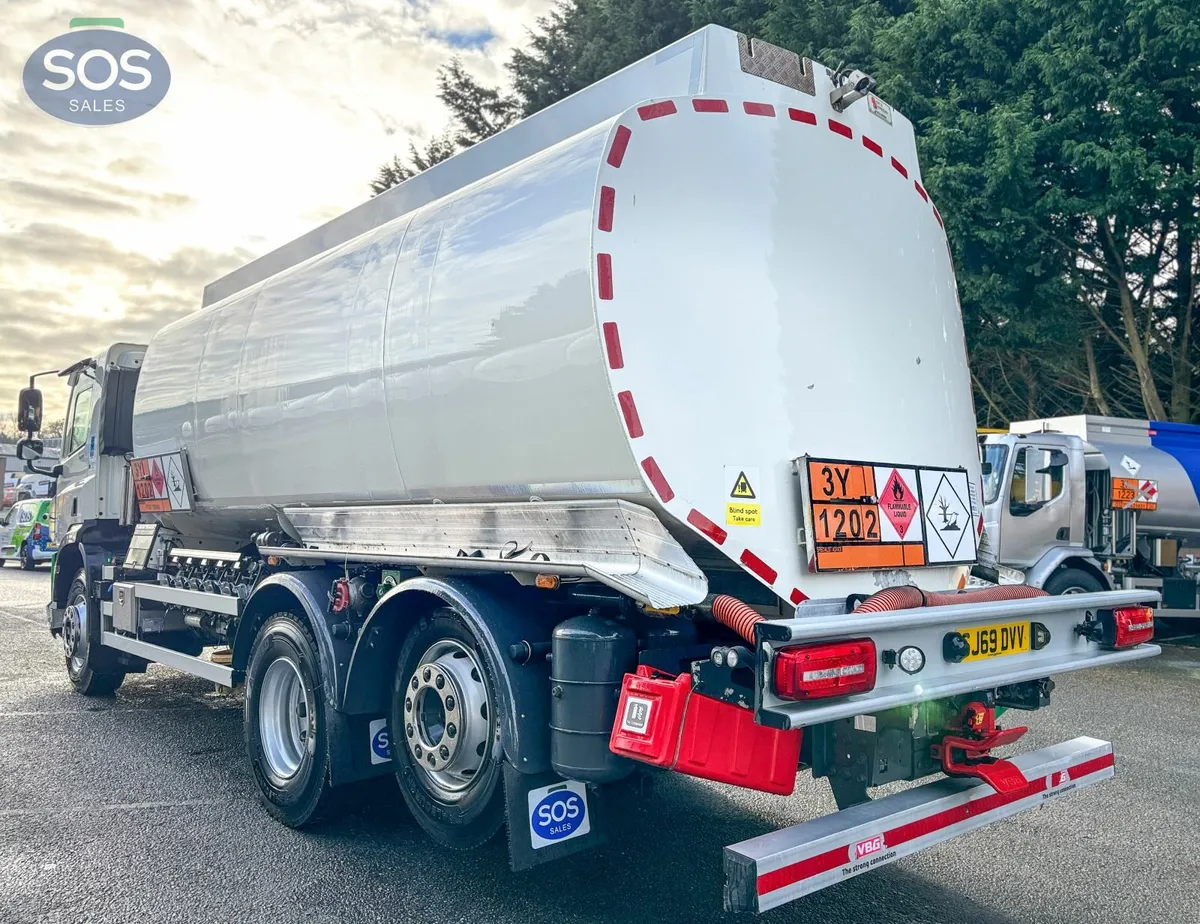2019 DAF CF 450 FAR Rigid Tanker - Image 4