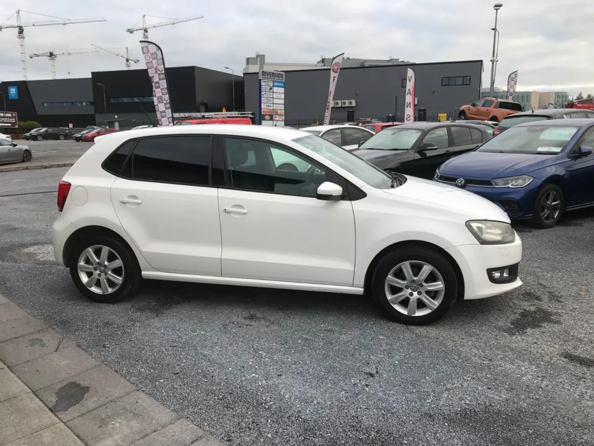 2014 VOLKSWAGEN POLO 1.2 TSI DSG HIGHLINE - Image 3