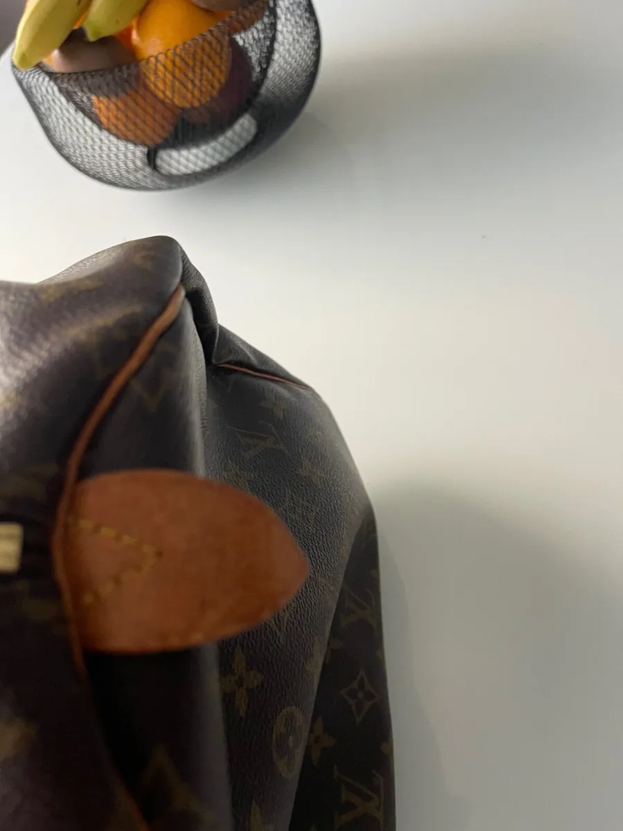 Louis Vuitton Keepall Travel Bag - Image 3