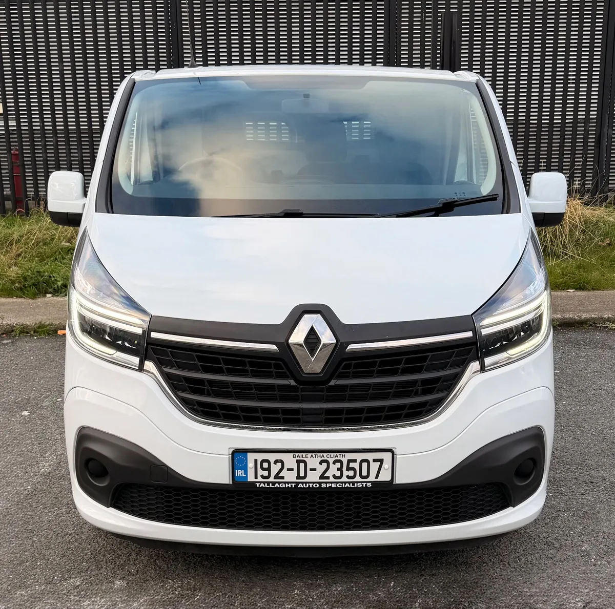 192D  Renault Trafic - Image 2