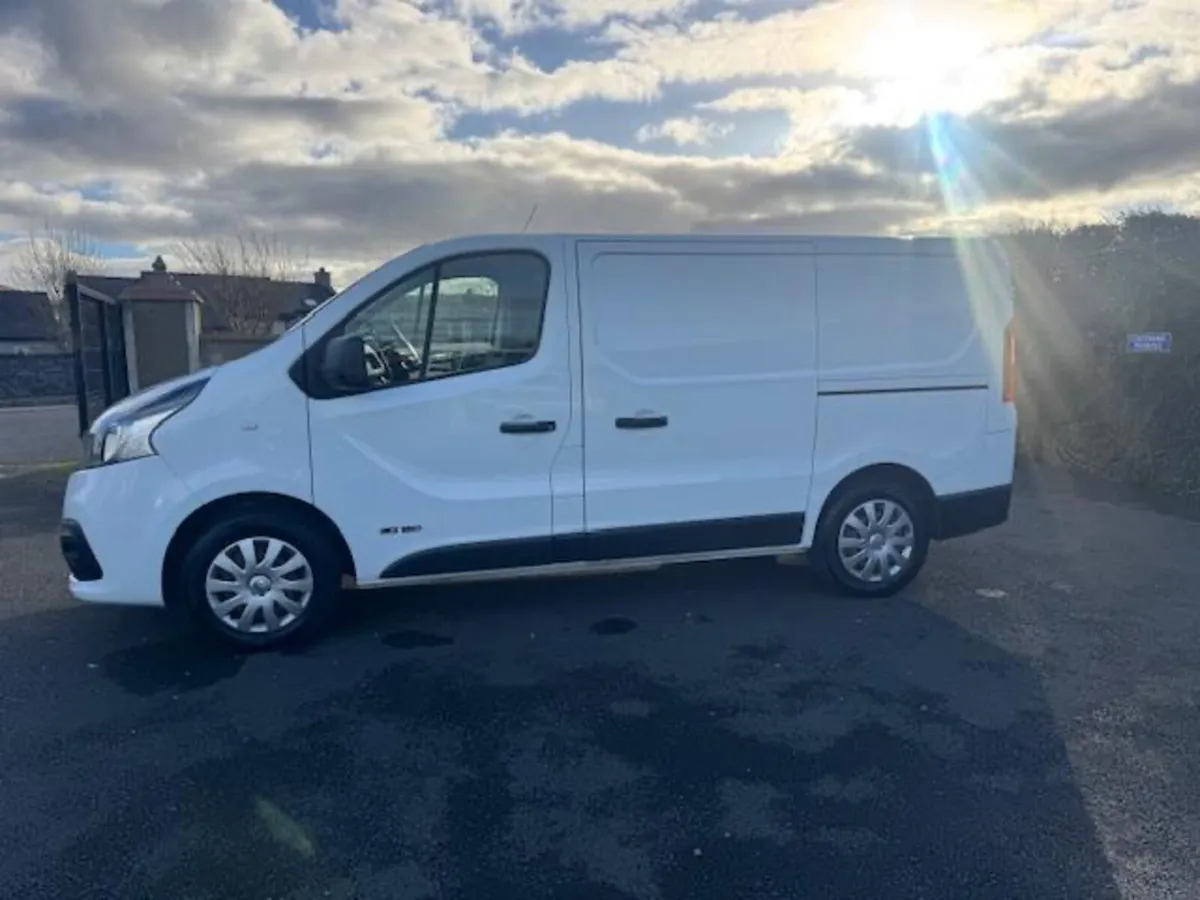 Renault Trafic Business + - Image 4