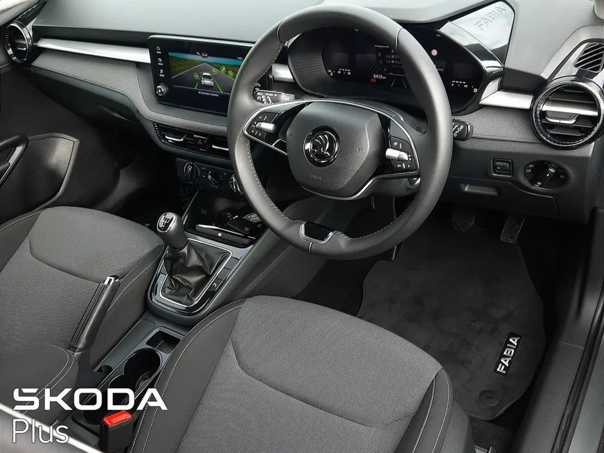 Skoda Fabia **CONCEPT MODEL**ONLY 6412 KMS** - Image 4