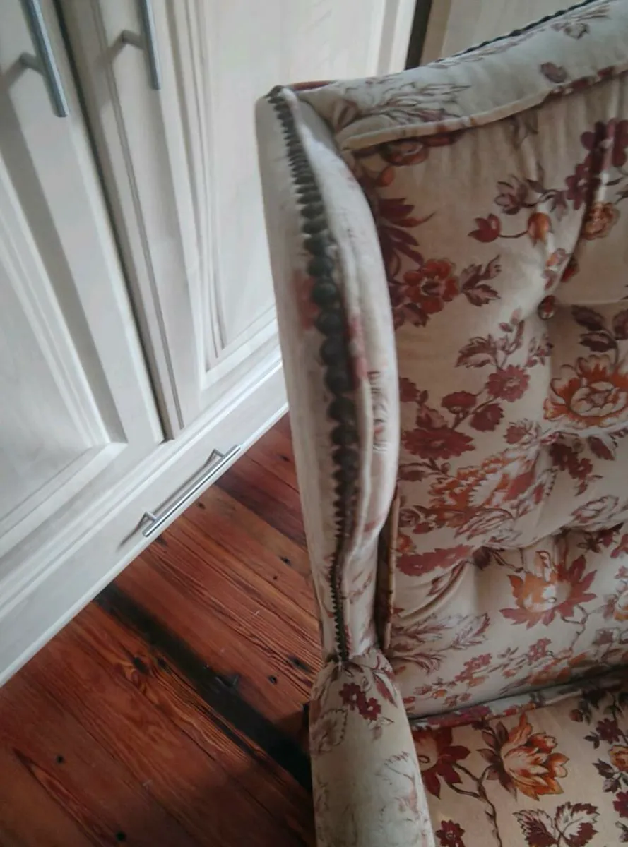 Antique chair - Image 2