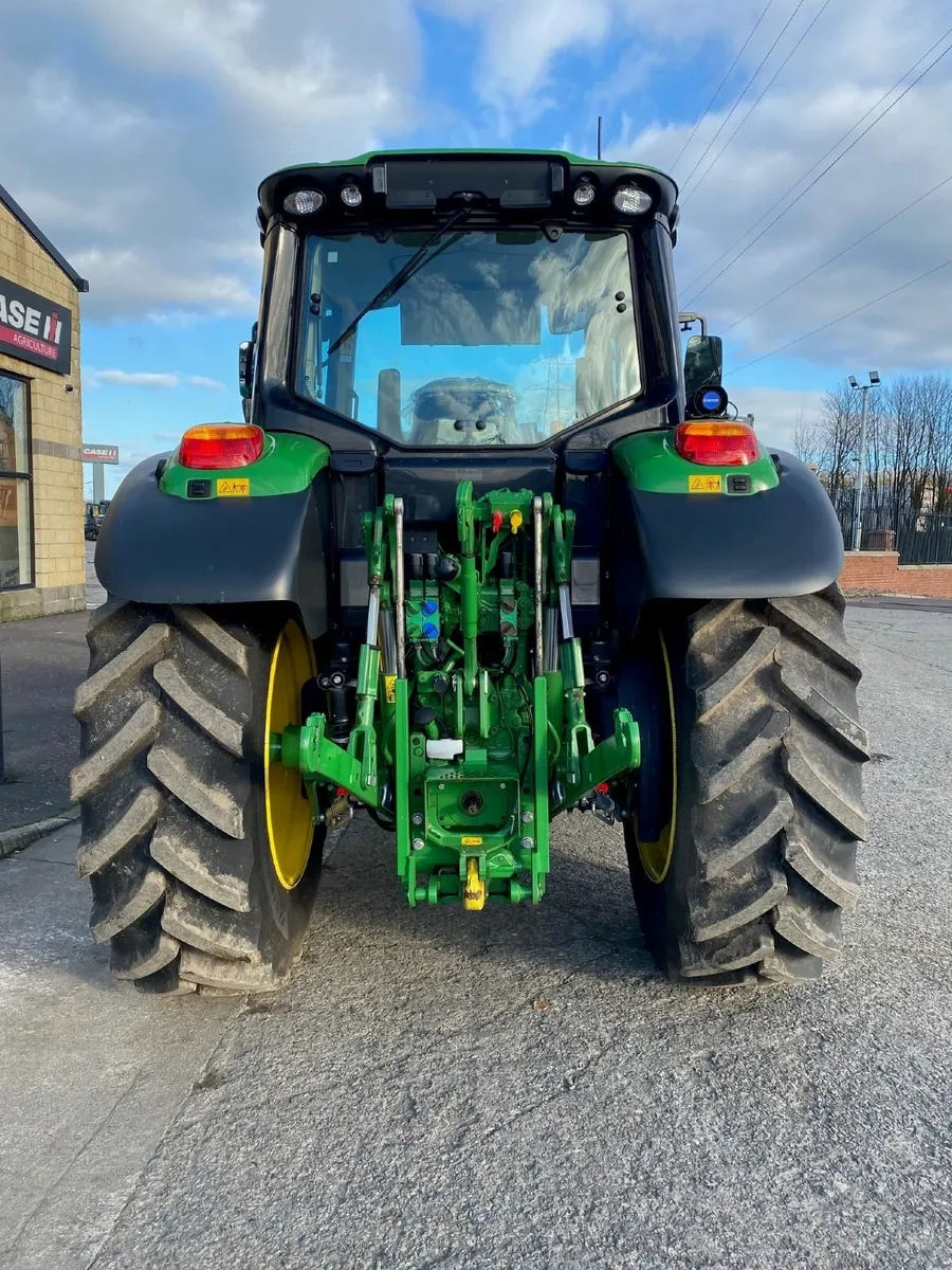 John Deere 6120M - Image 2