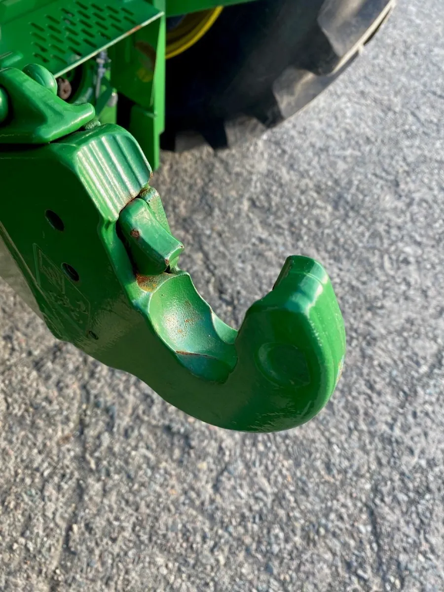 John Deere 6120M - Image 4