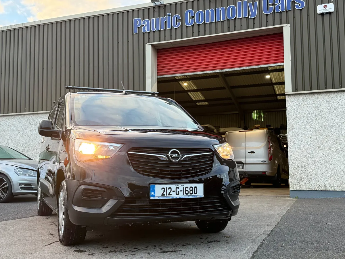 Opel Combo 2021 - Image 2