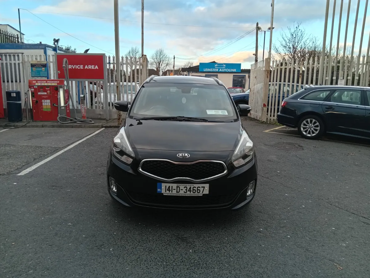 Kia Carens 2014 low mileage - Image 2