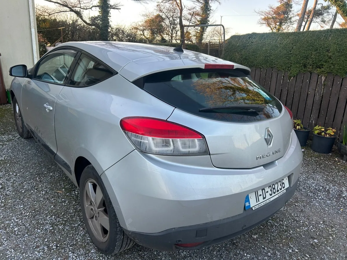 Renault Megane 2011 - Image 2