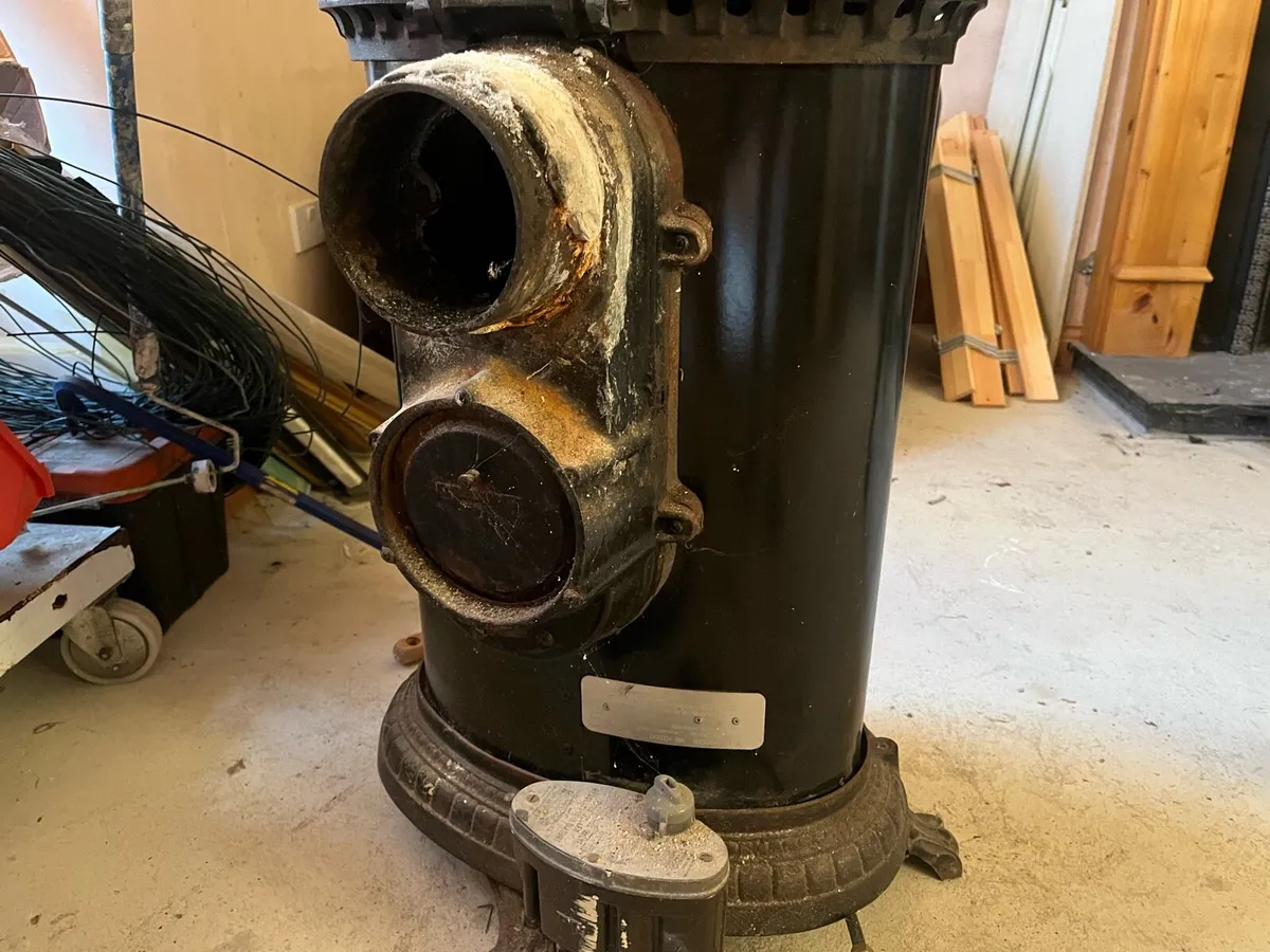 Petit Godin Ovale oil stove - Image 4