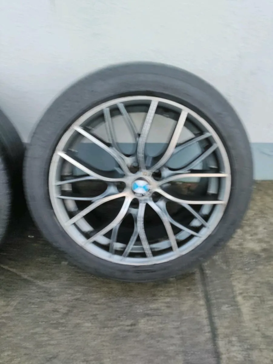 19 inch bmw msport alloys - Image 4