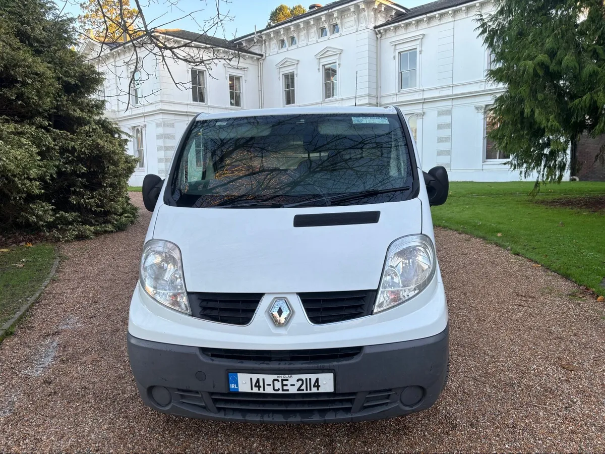 2014 Renault Trafic van 2.0 DCI 115 bhp new doe - Image 3