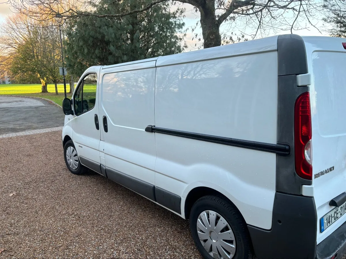 2014 Renault Trafic van 2.0 DCI 115 bhp new doe - Image 4