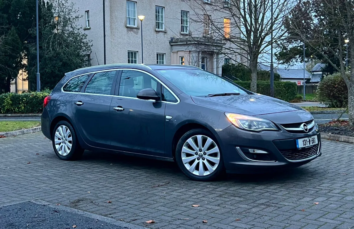 Opel Astra 2013 1.3 CDTi new nct 8/26 tax 12/25 - Image 1