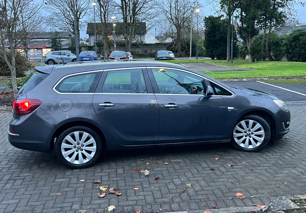 Opel Astra 2013 1.3 CDTi new nct 8/26 tax 12/25 - Image 2