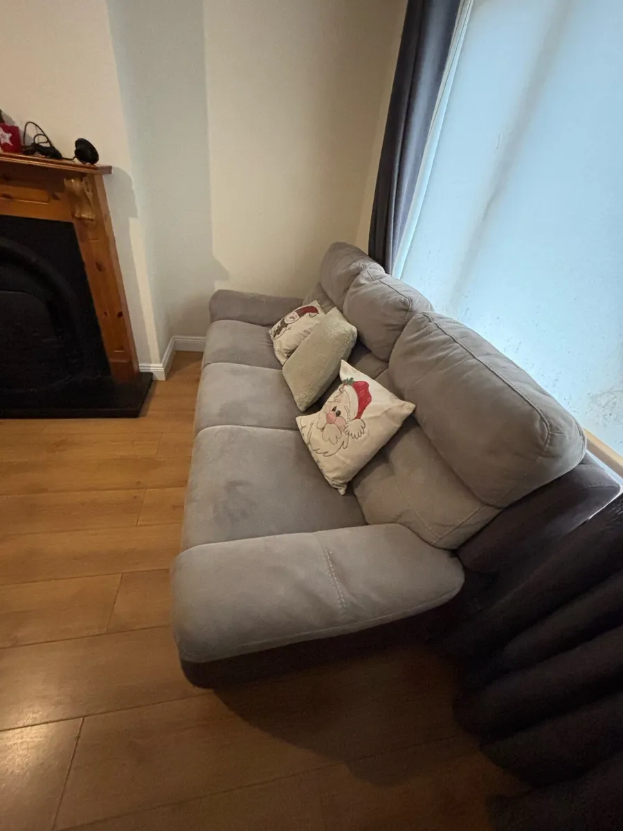 Sofa - Image 2