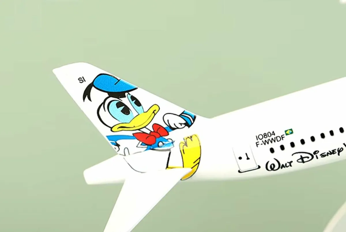 Disney, Diecast Metal, Airline, Free Post - Image 3