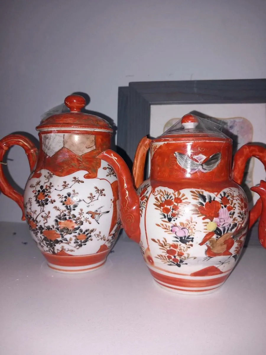 Japanese kutani porcelain tea pots - Image 3