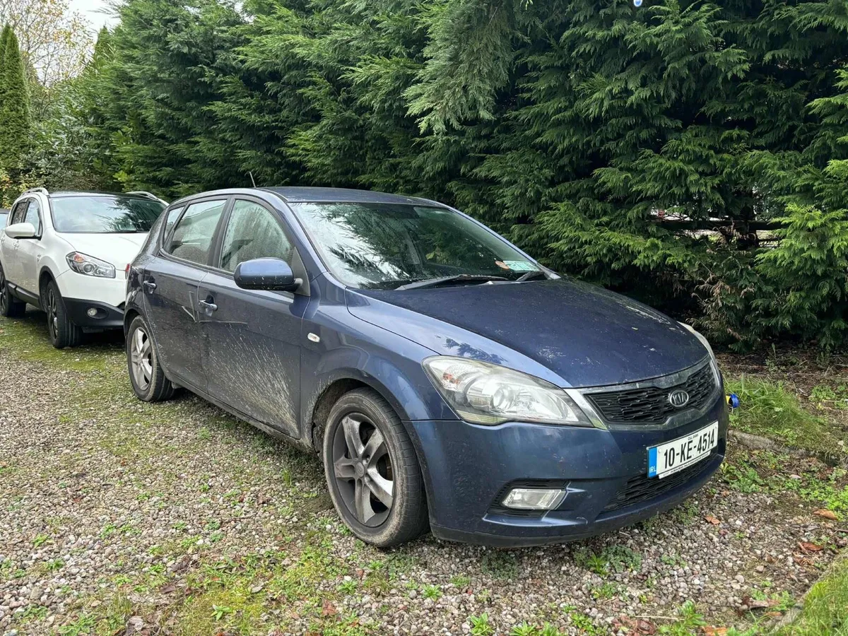 Kia Ceed 2010 1.6 Diesel - Image 3