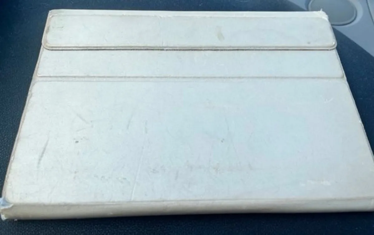 Galaxy Tab A7 case Gold - Image 3