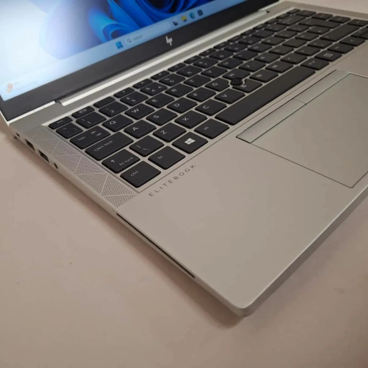 HP EliteBook 840 G8 | 32GB RAM | 512GB SSD | Intel - Image 3