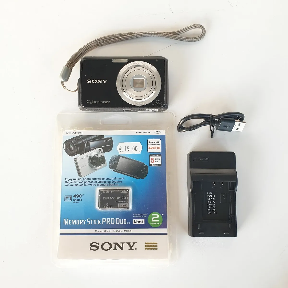 Sony cybershot DSC-W180 digital camera - Image 1