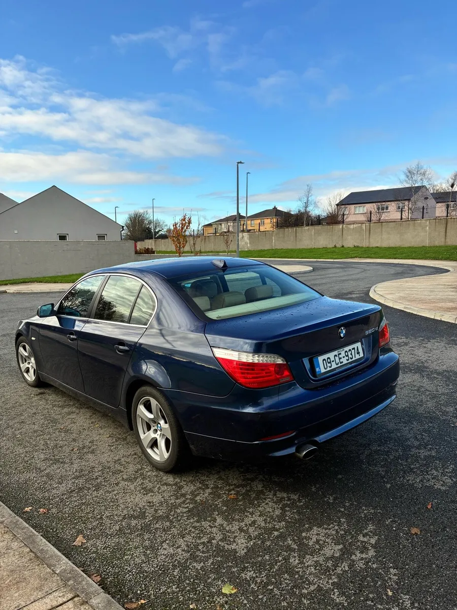 BMW NCT08/26 TAX11/25 - Image 2